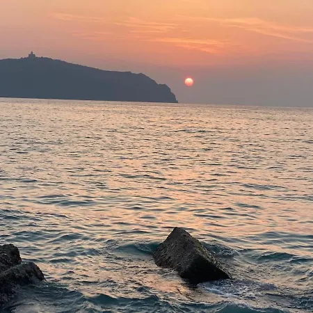 Loren Del Mar Portorosa Furnari